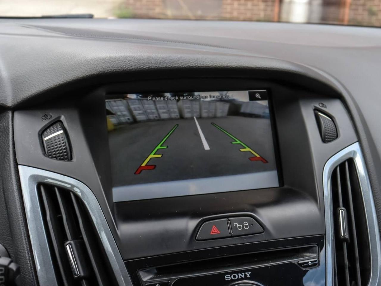 2012 Ford Focus HB Titanium Photo