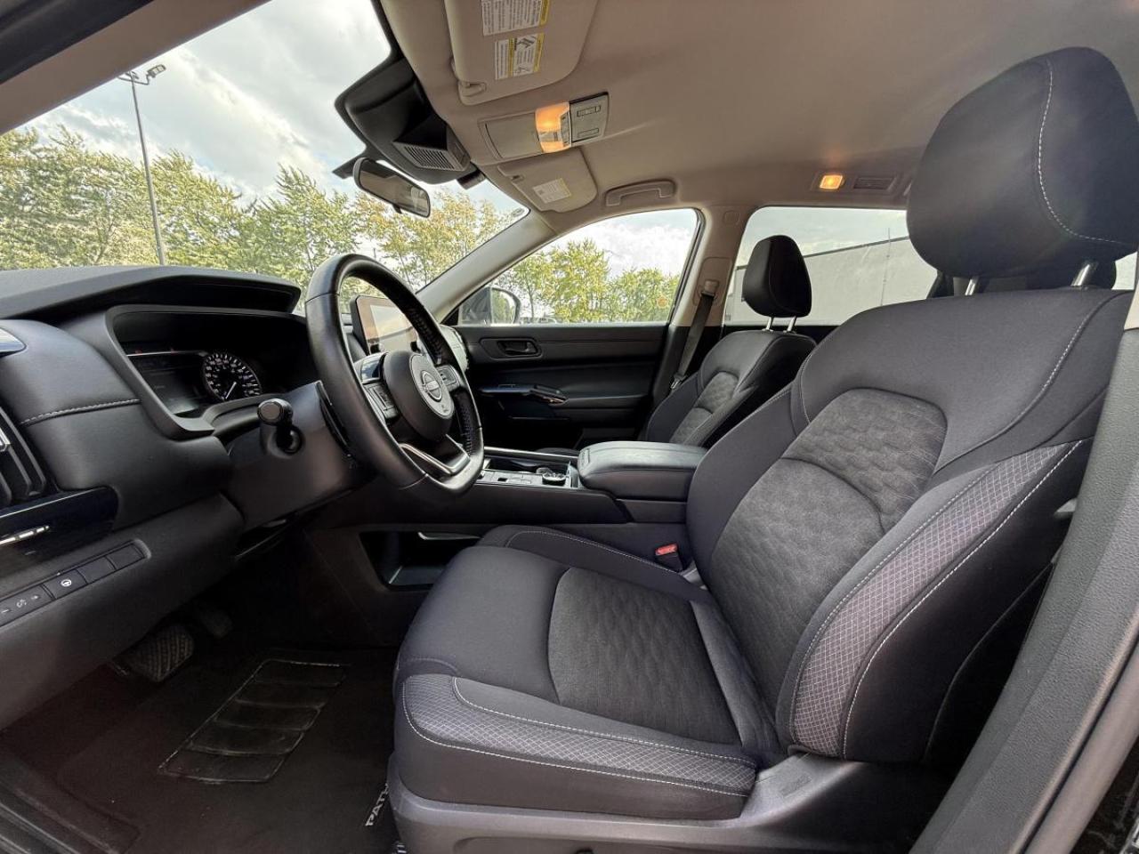2023 Nissan Pathfinder S 4WD Photo