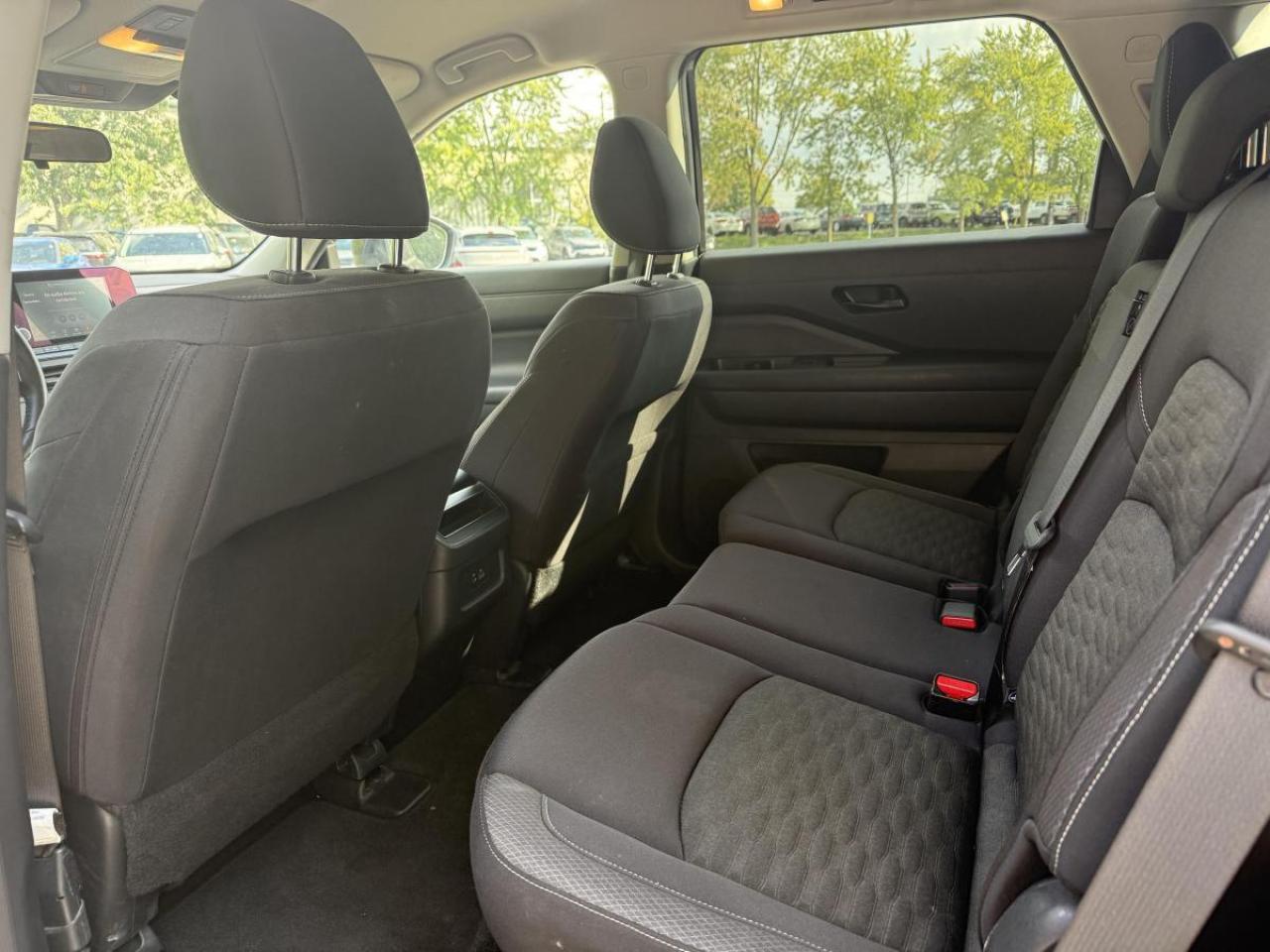 2023 Nissan Pathfinder S 4WD Photo