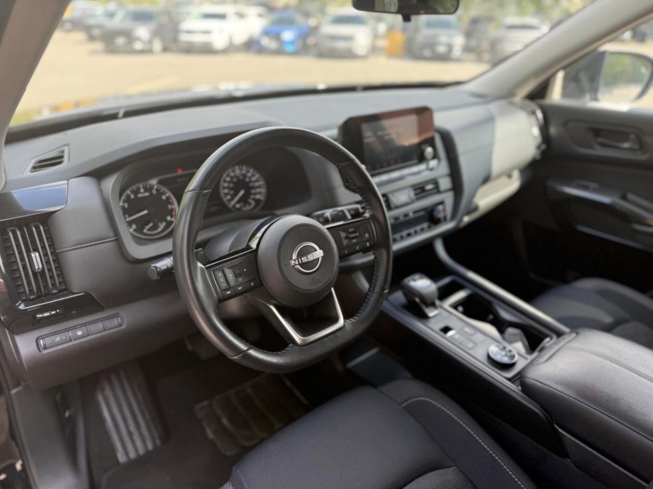 2023 Nissan Pathfinder S 4WD Photo