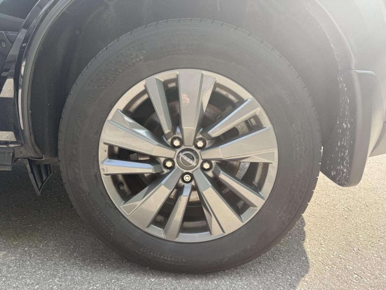 2023 Nissan Pathfinder S 4WD Photo