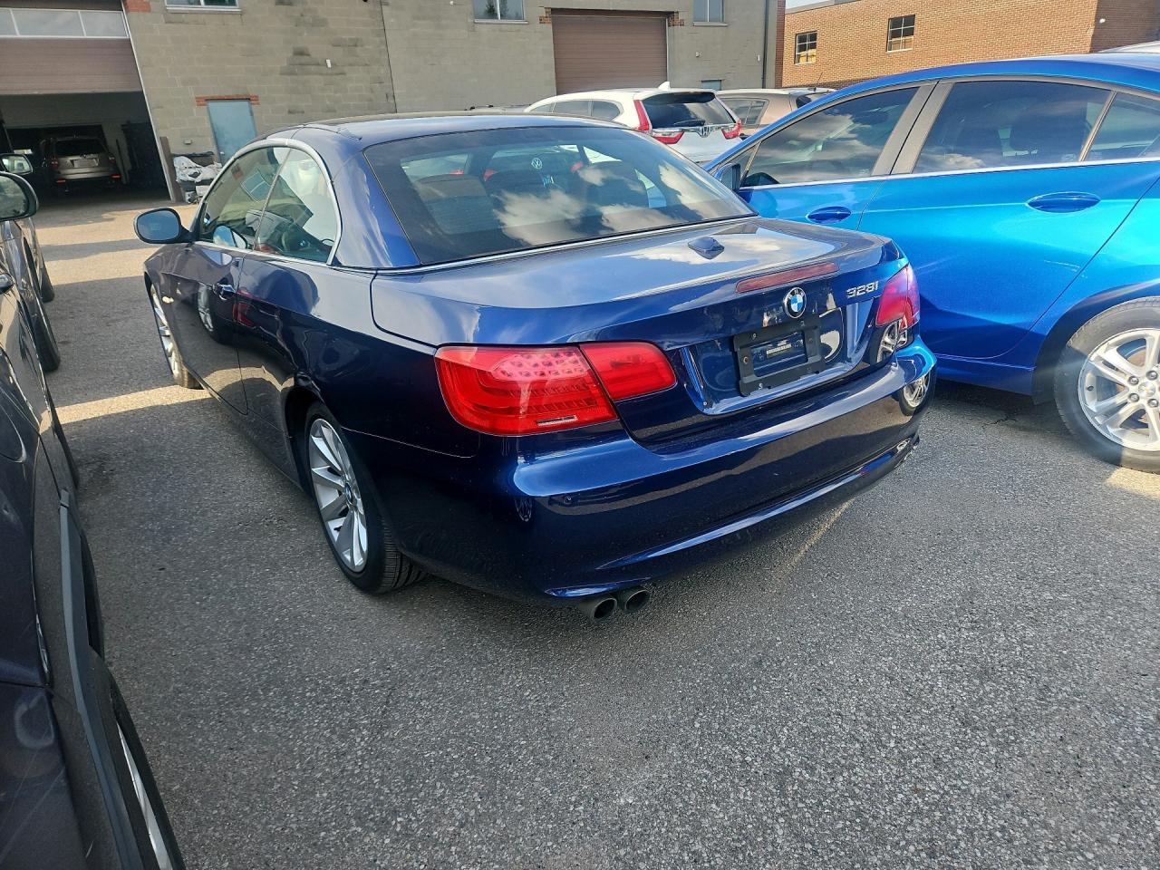 2011 BMW 3 Series 2dr Cabriolet 328i RWD Photo