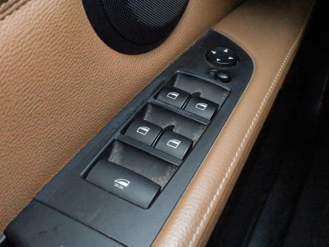 2011 BMW 3 Series 2dr Cabriolet 328i RWD Photo