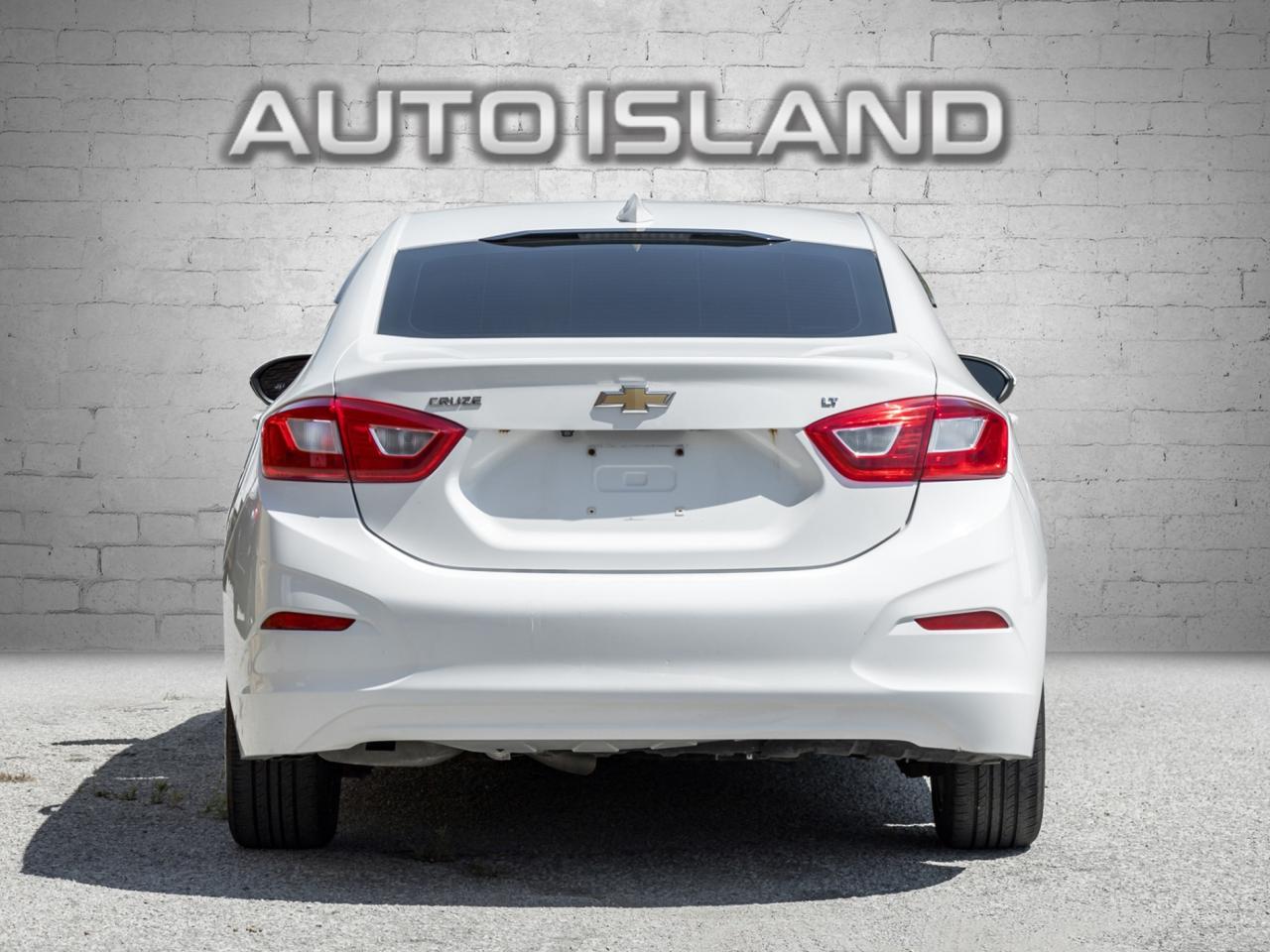 2017 Chevrolet Cruze 4dr Sdn Photo