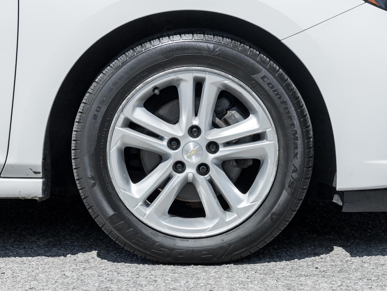 2017 Chevrolet Cruze 4dr Sdn Photo