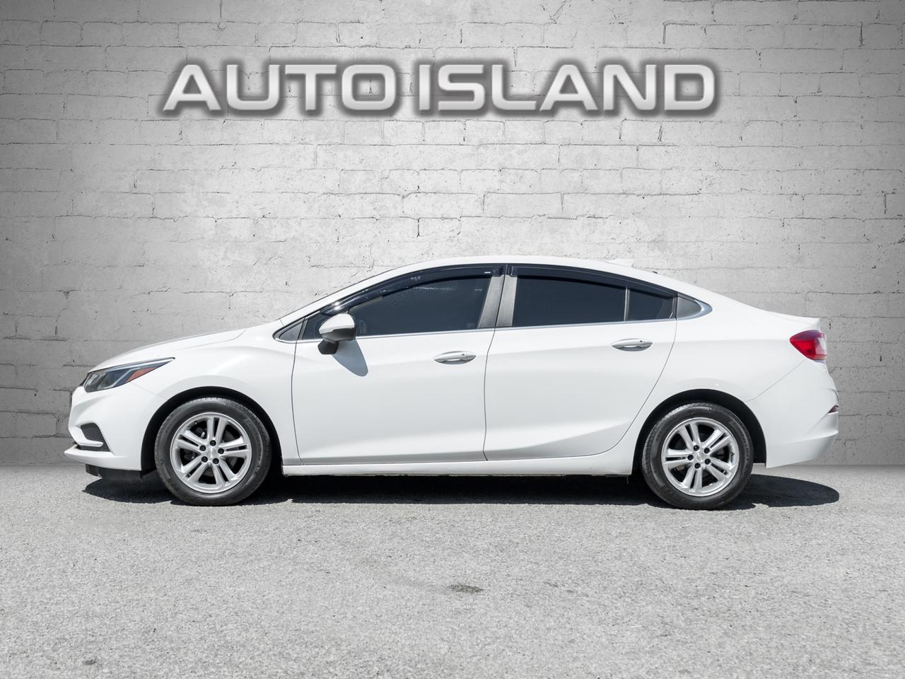 2017 Chevrolet Cruze 4dr Sdn Photo4