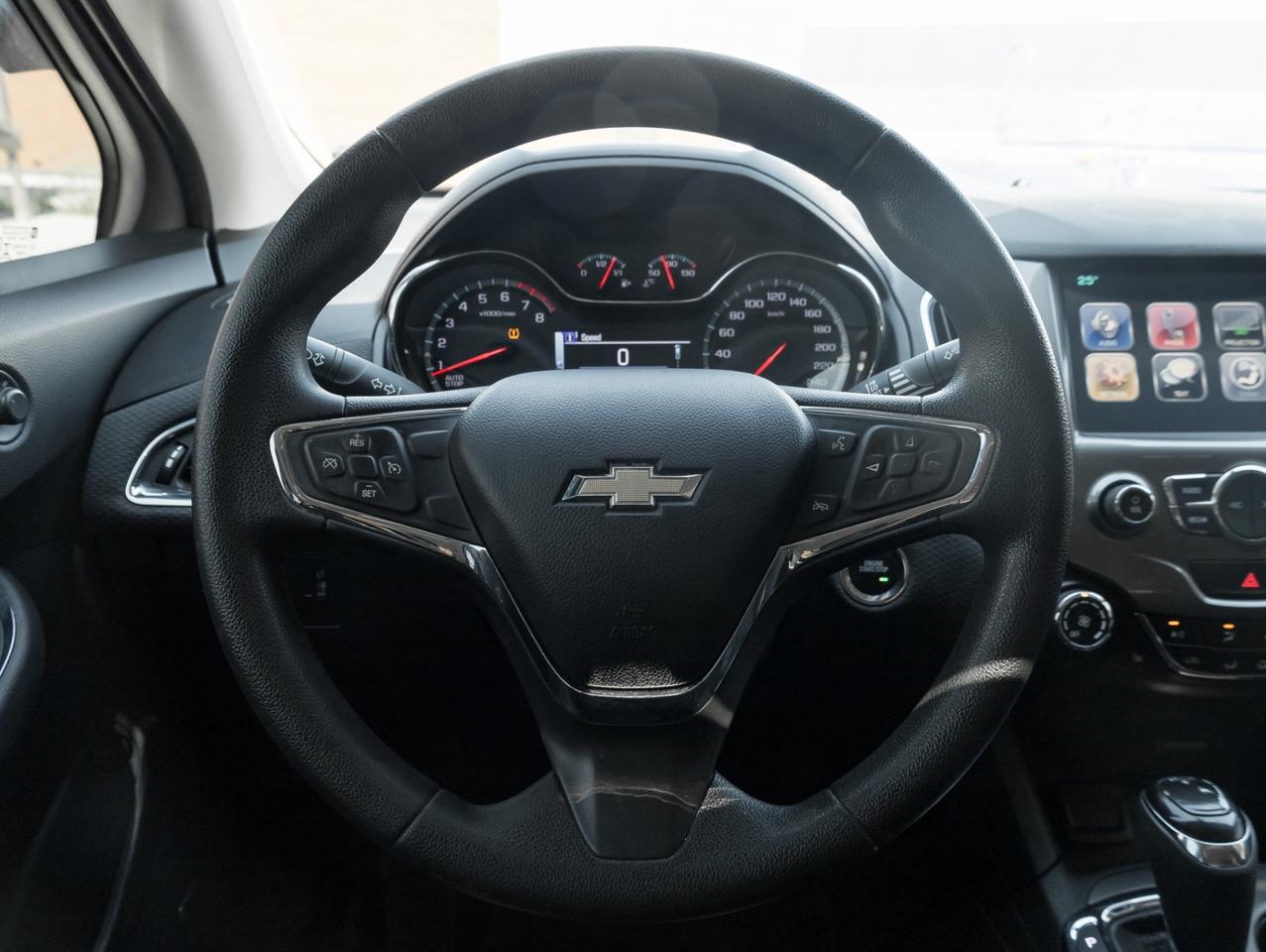 2017 Chevrolet Cruze 4dr Sdn Photo