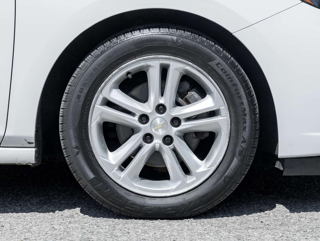 2017 Chevrolet Cruze 4dr Sdn Photo