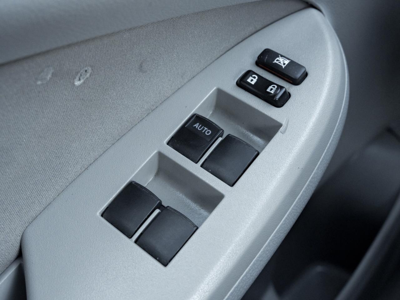 2013 Toyota Corolla -Heated Seats-Power Group-Keyless-NO Accidents Photo