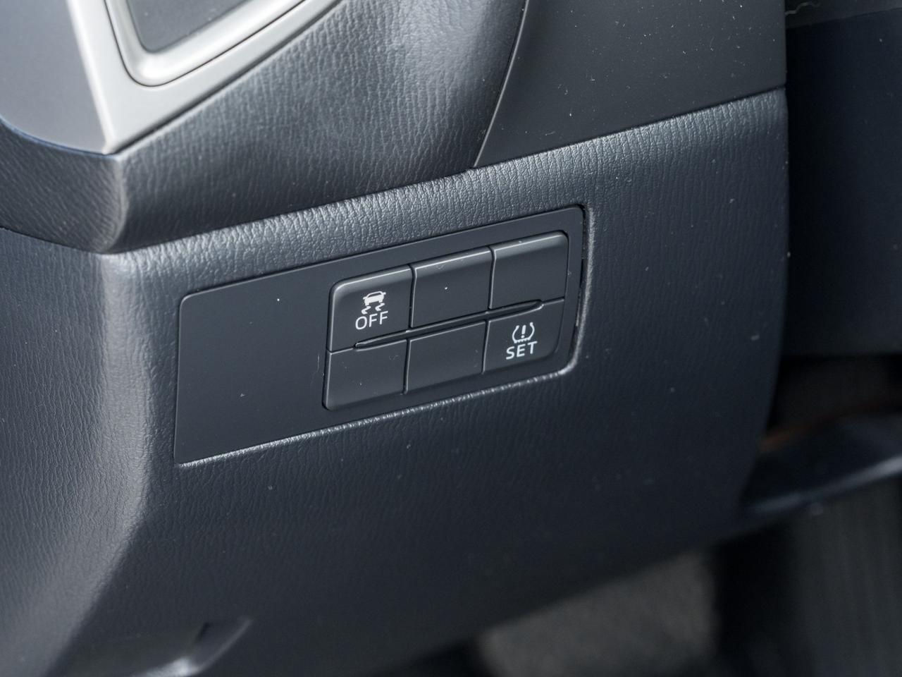 2018 Mazda Mazda3 Sport GS Hatchback -Heated Steering/Seats-Rear Cam-NO Ac Photo