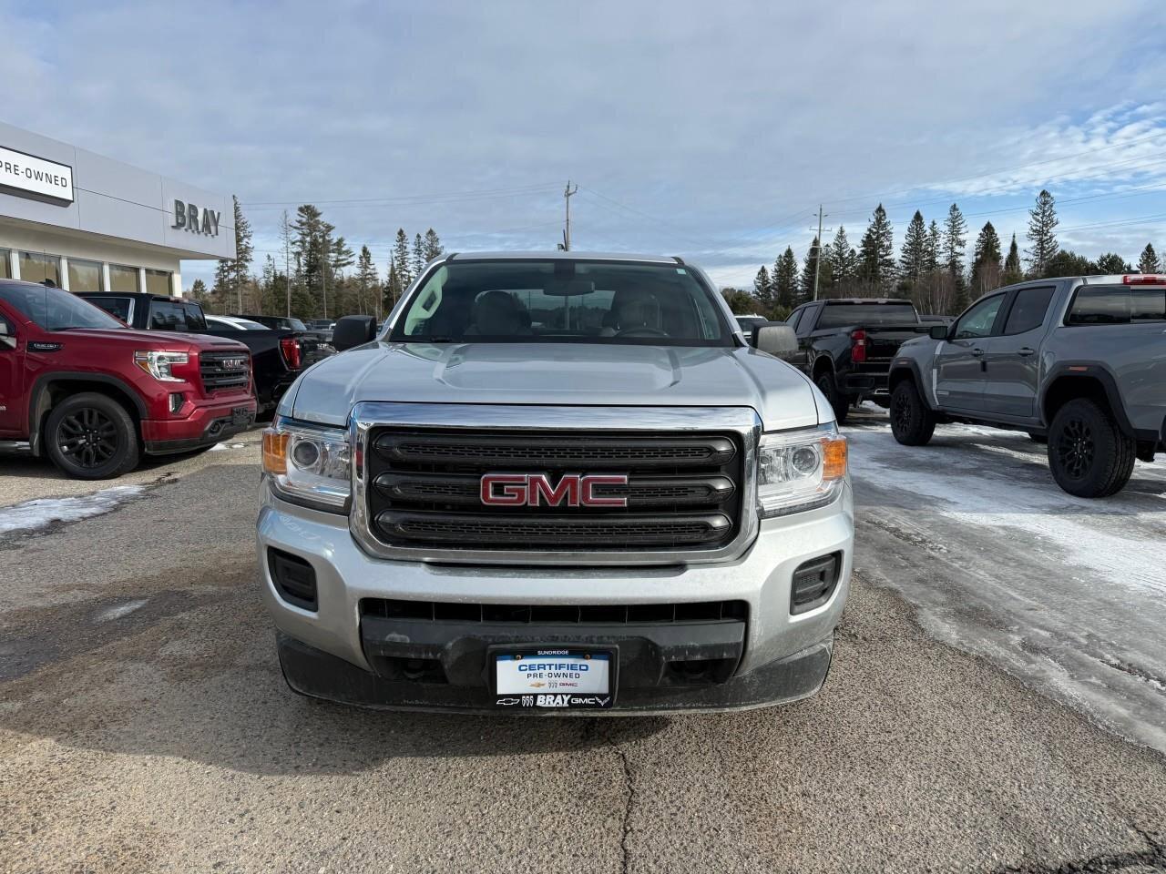 2016 GMC Canyon 4WD   TONNEAU COVER, RUNNING BOARDS, CERTIFIED. Photo