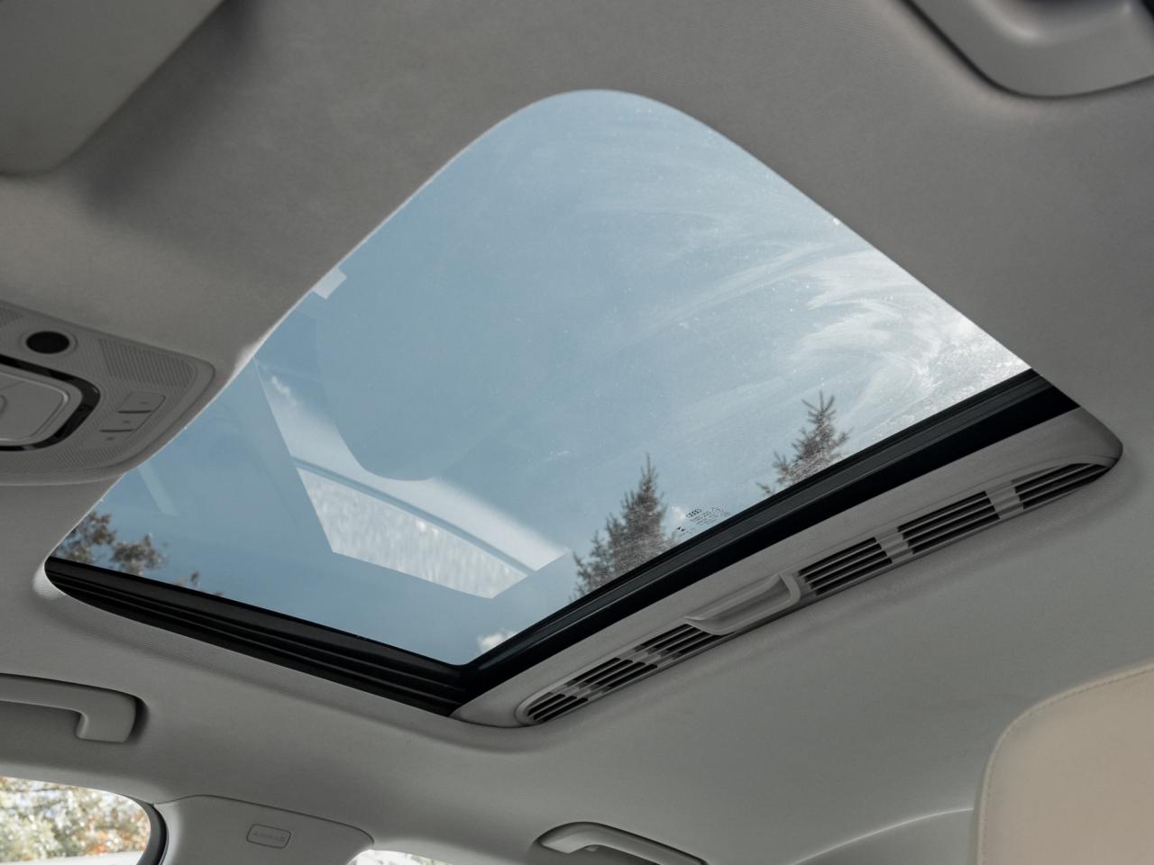 2017 Audi A4 4dr Sdn Auto Progressive Quattro !! Mint Condition Photo