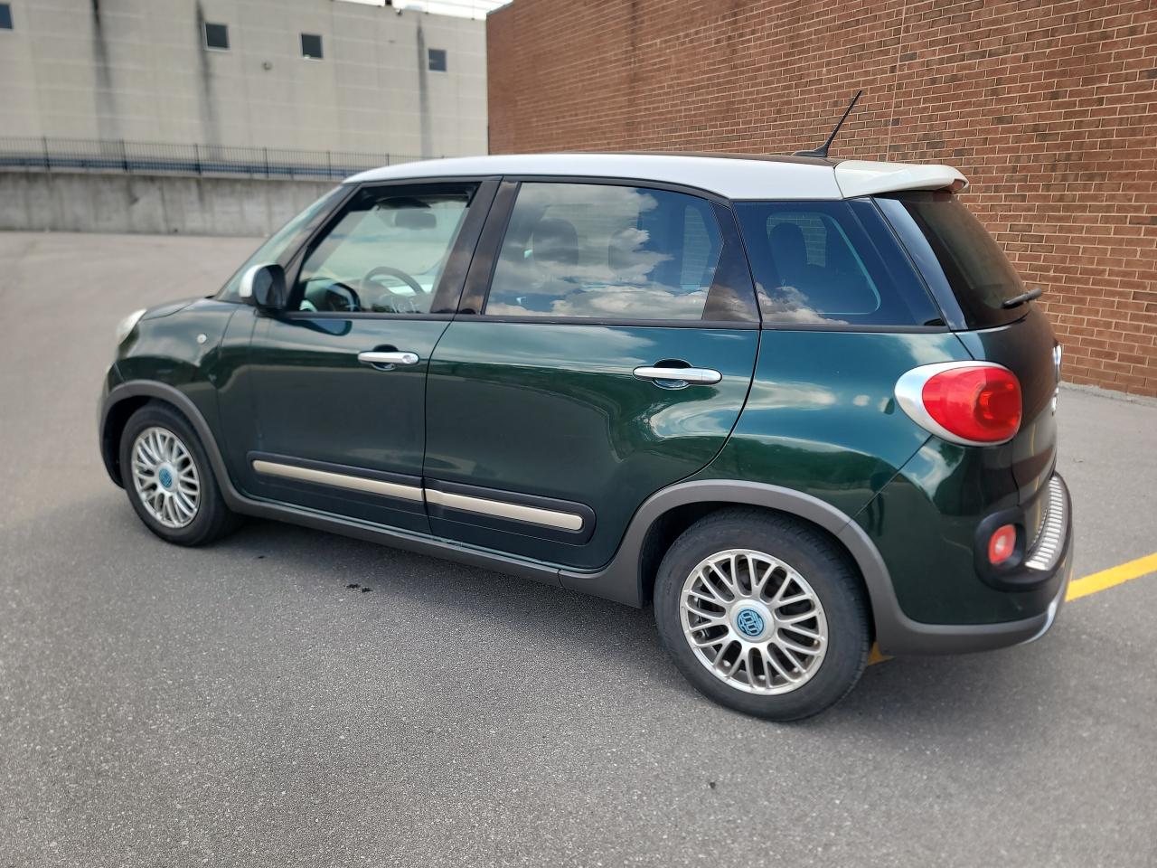 2014 Fiat 500L 5dr HB Trekking Photo