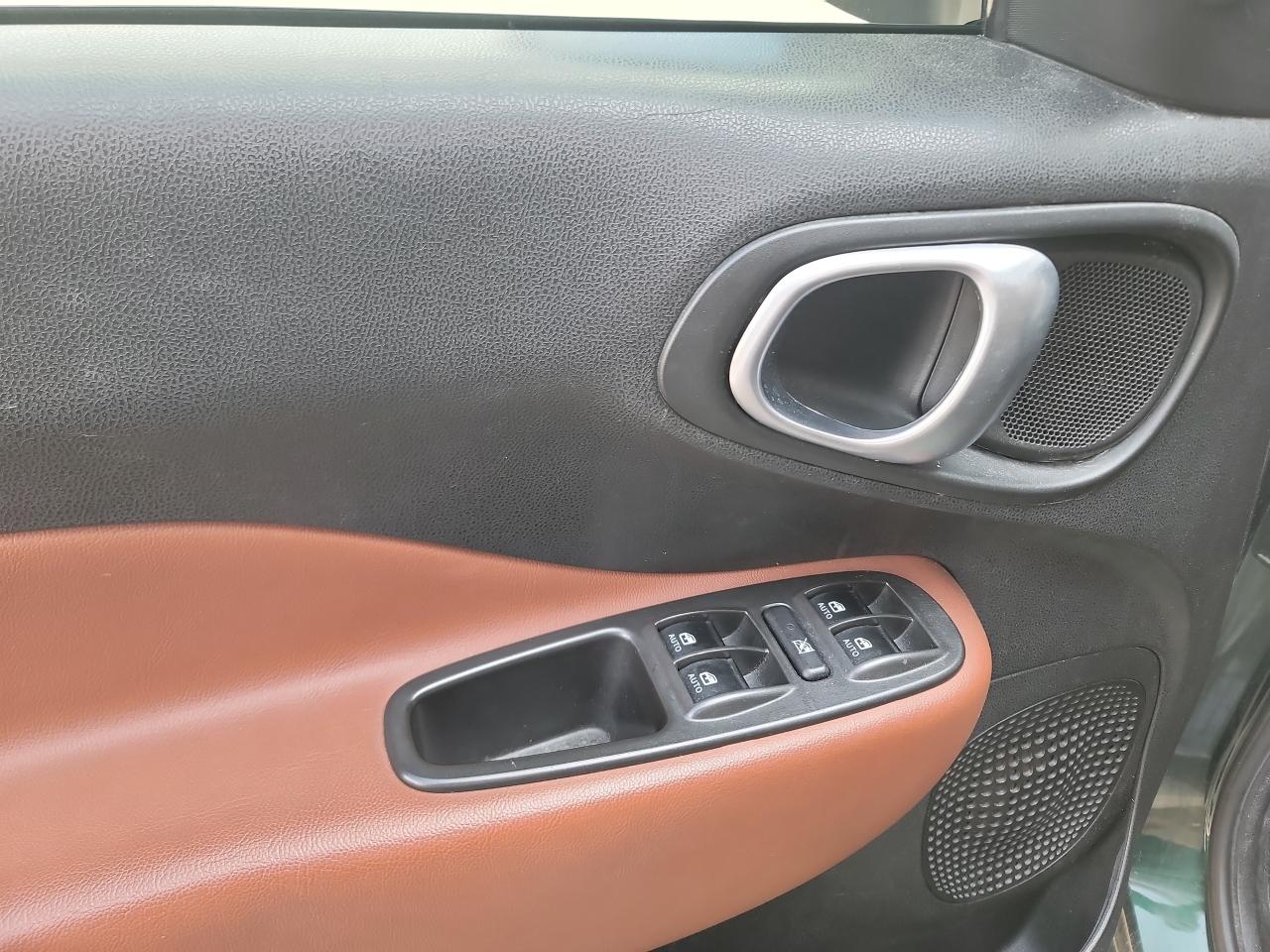 2014 Fiat 500L 5dr HB Trekking Photo