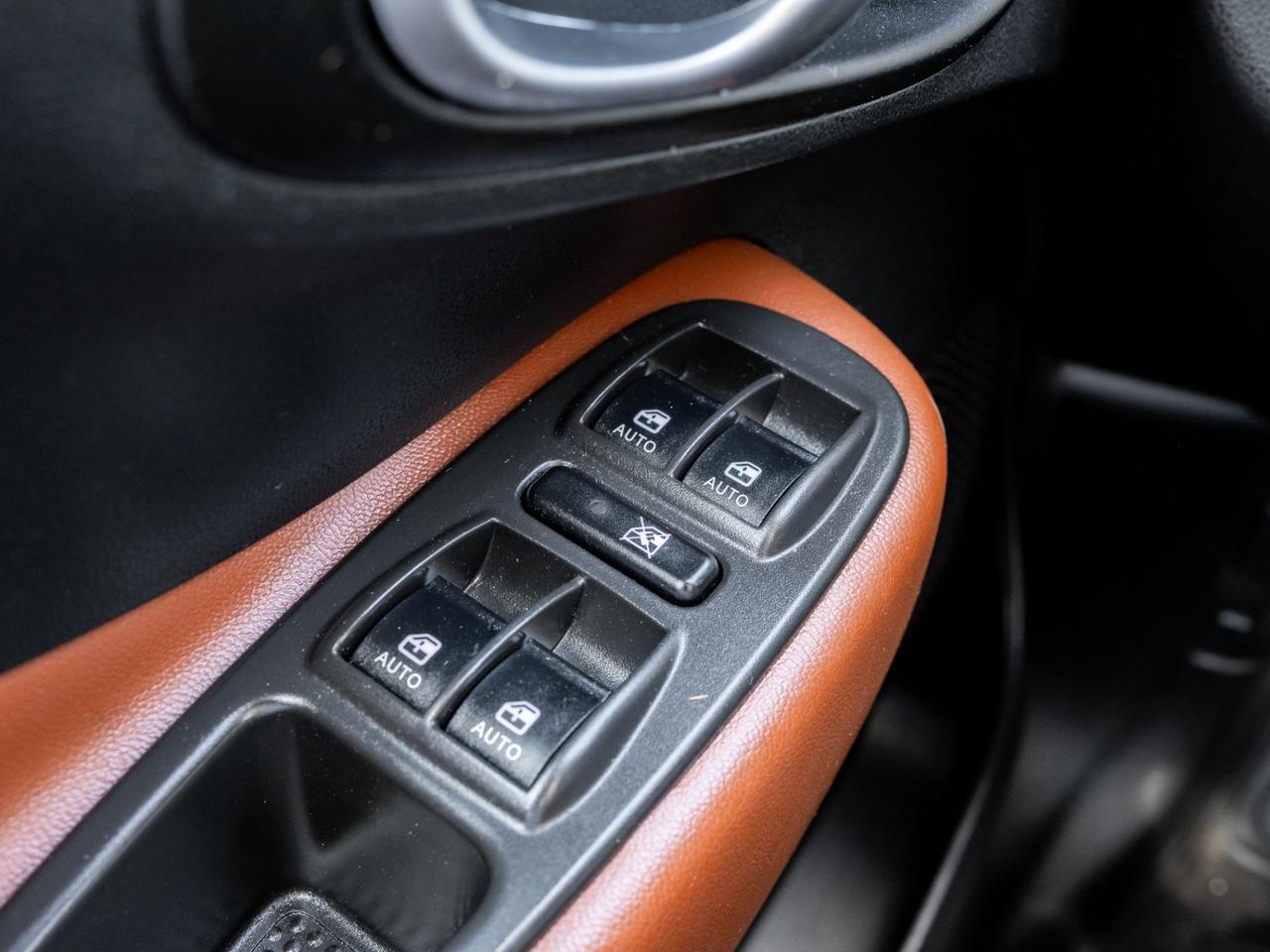2014 Fiat 500L 5dr HB Trekking Photo