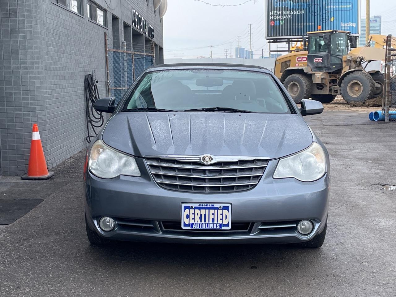 2008 Chrysler Sebring CONV   LIMITED   LEATHER   ACCIDENT FREE!! Photo