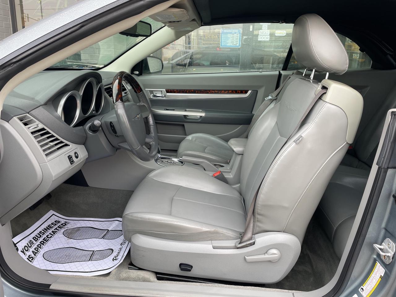 2008 Chrysler Sebring CONV   LIMITED   LEATHER   ACCIDENT FREE!! Photo