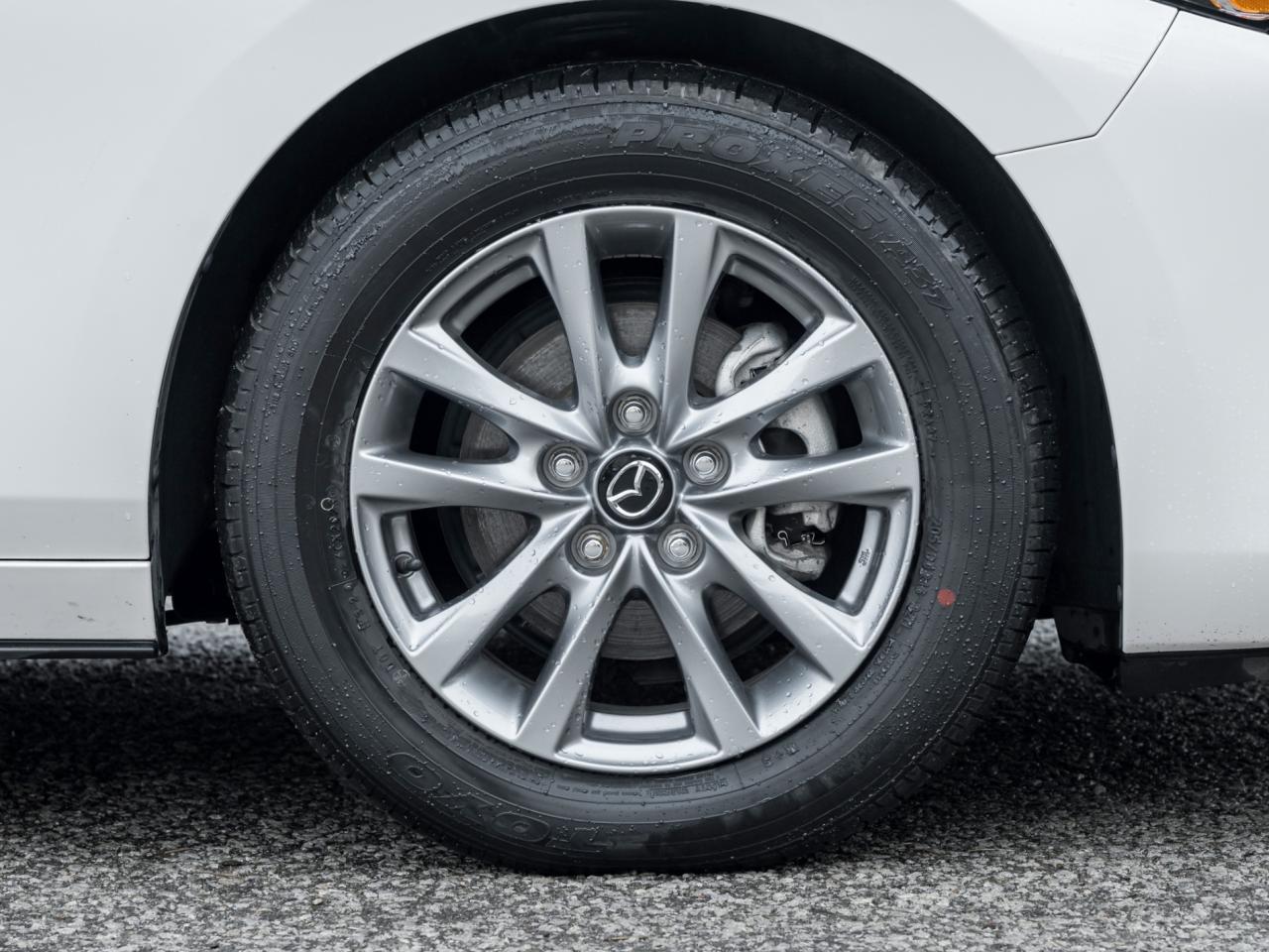 2024 Mazda Mazda3 Sport GS FWD -NO Accidents-Sunroof-Heated Seats/Steer-Ca Photo3