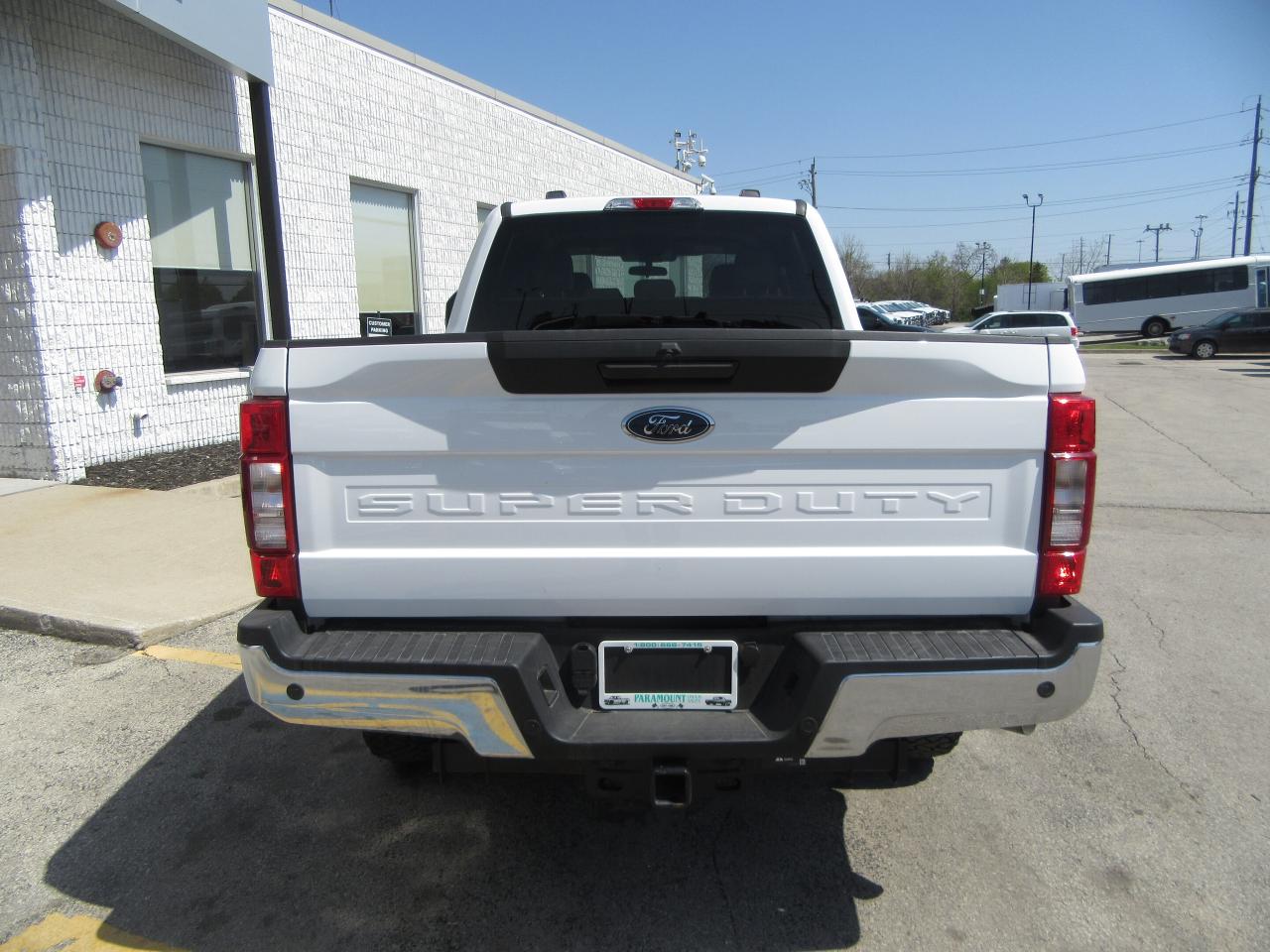 2022 Ford F-250 CREW CAB 4X4 XLT 6.8FT BOX WITH FX-4 PACKAGE Photo