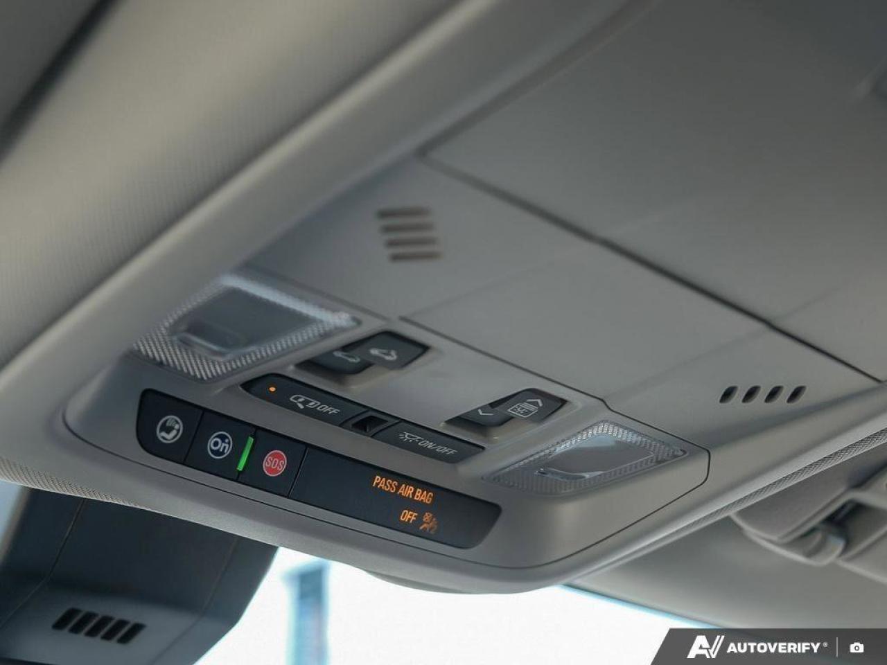 2024 GMC Terrain SLESLE ELEVATION, AWD, NAV, ROOF, HEATED CLOTH, CL Photo