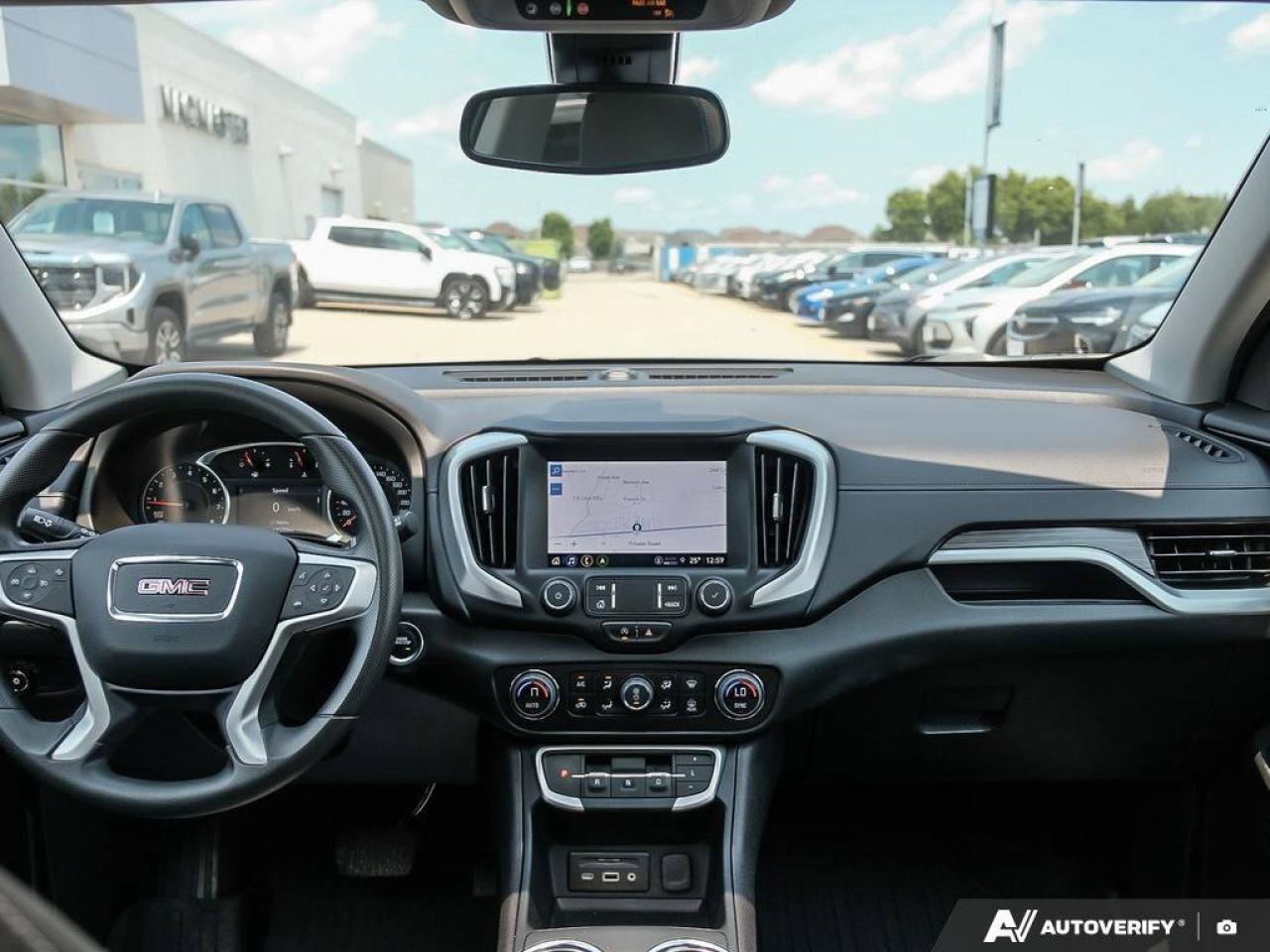 2024 GMC Terrain SLESLE ELEVATION, AWD, NAV, ROOF, HEATED CLOTH, CL Photo