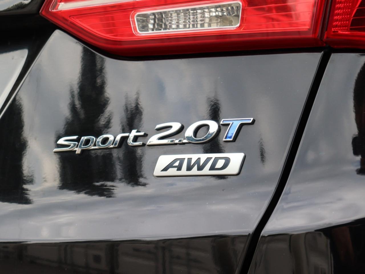 2014 Hyundai Santa Fe Sport AWD 2.0T Premium Photo