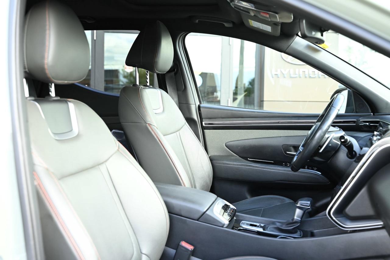 2022 Hyundai Santa Cruz Ultimate/ AWD/ Fully loaded Photo