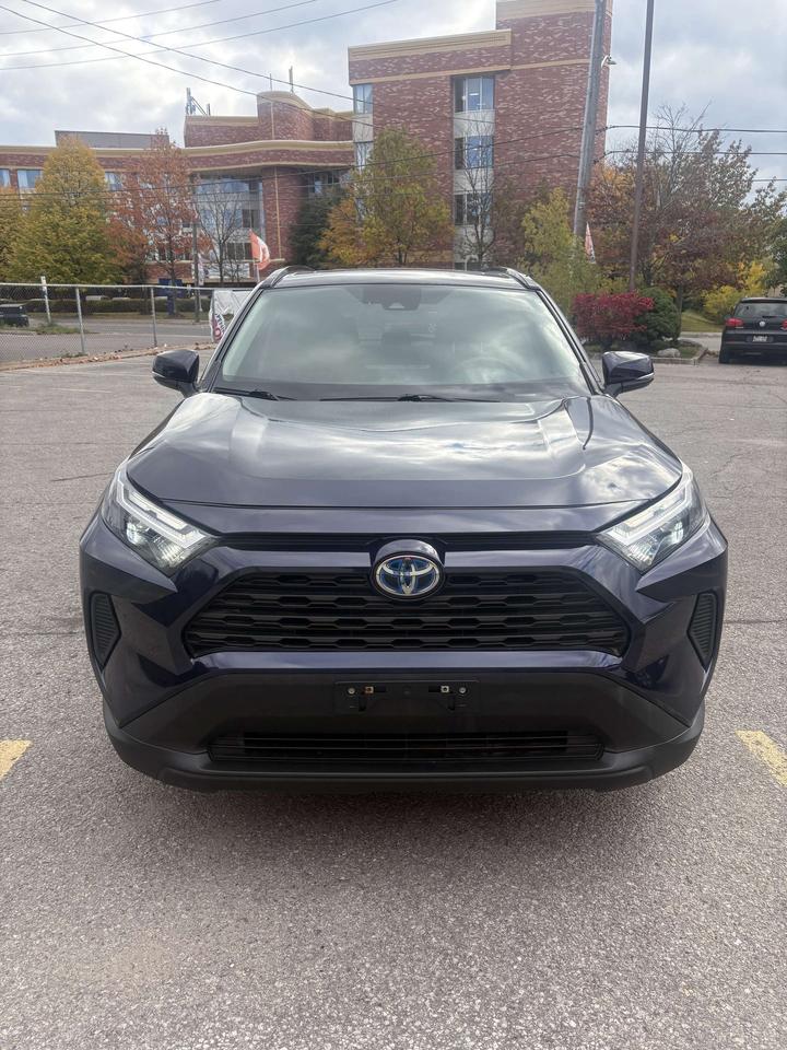 2023 Toyota RAV4 Hybrid XLE AWD Photo5