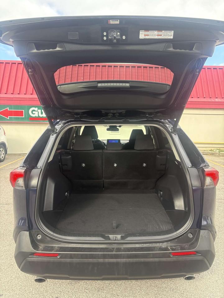 2023 Toyota RAV4 Hybrid XLE AWD Photo