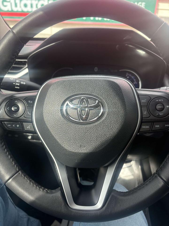 2023 Toyota RAV4 Hybrid XLE AWD Photo