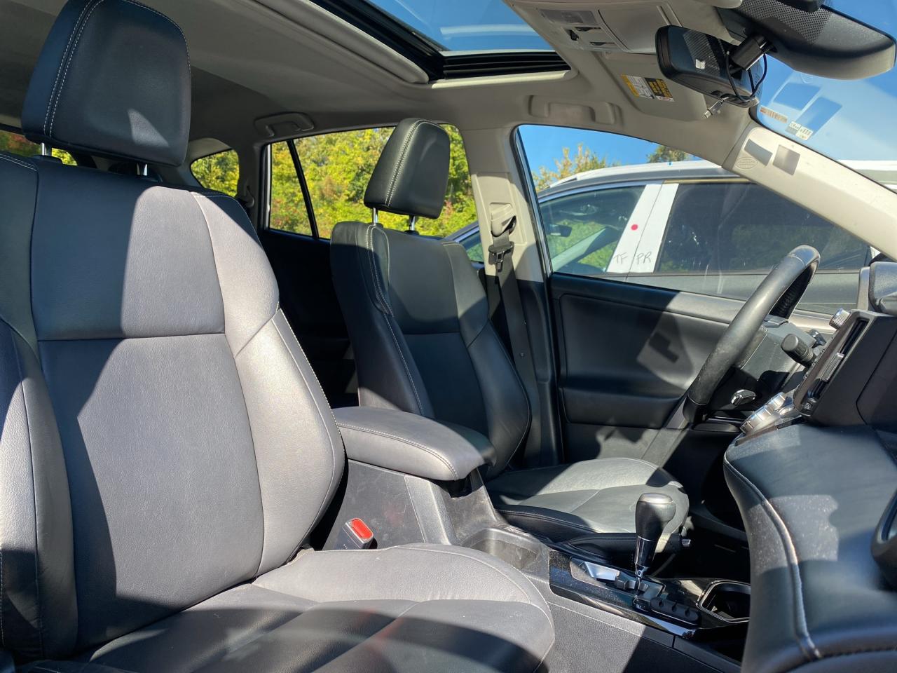 2018 Toyota RAV4 AWD Hybrid Limited Photo