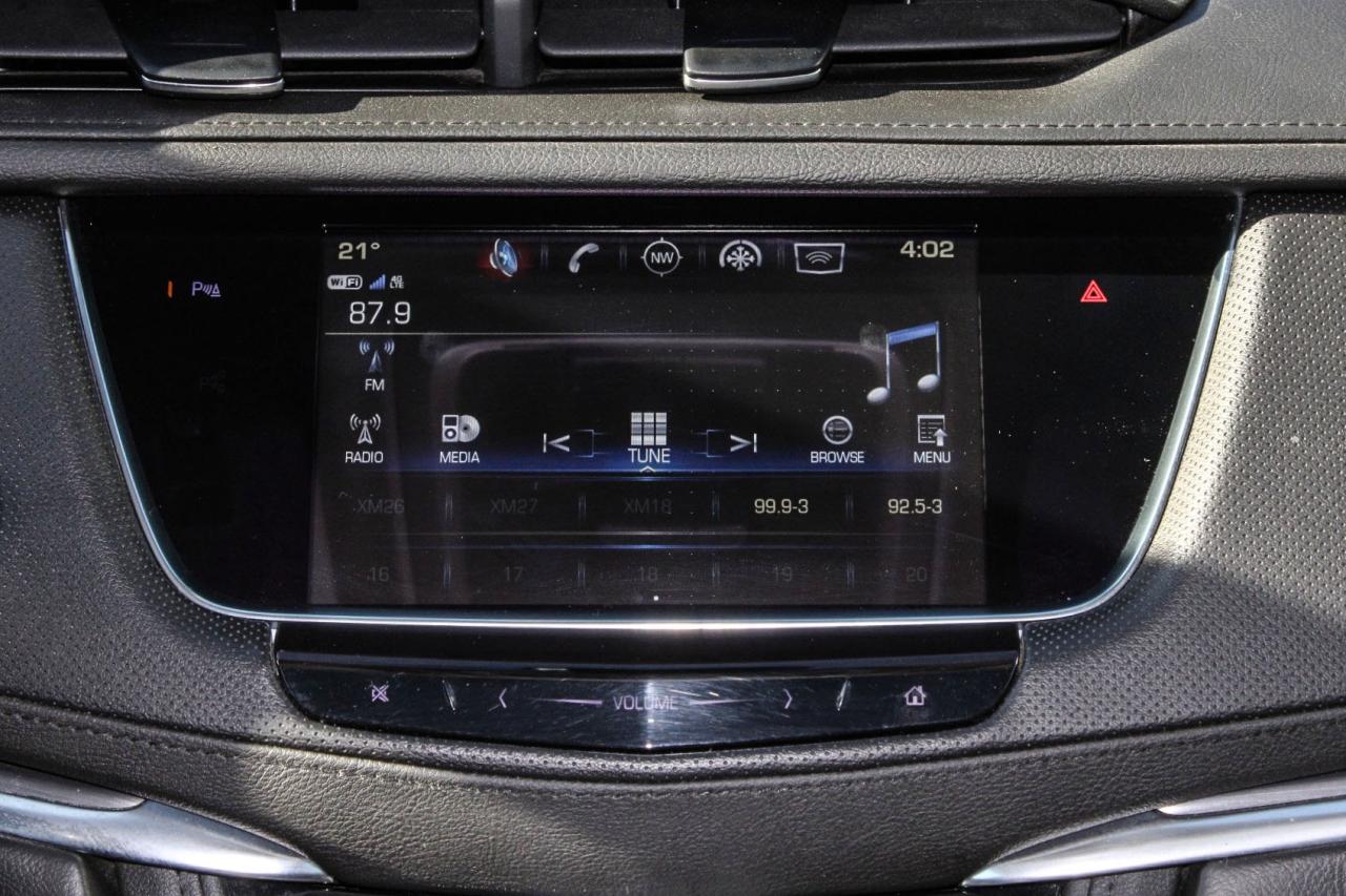 2018 Cadillac XT5 AWD Luxury  Gps SiriusXM HtdSeats Photo