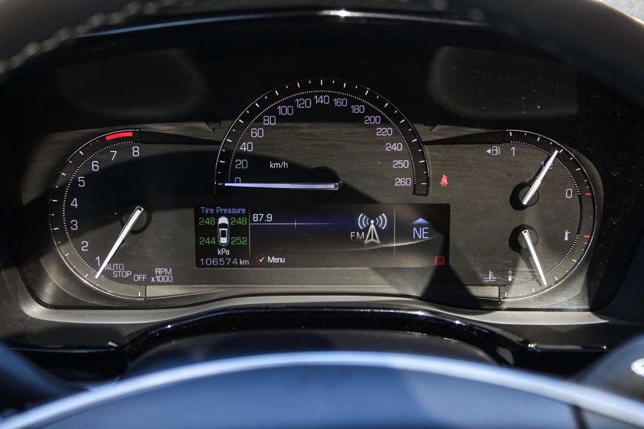 2018 Cadillac XT5 AWD Luxury  Gps SiriusXM HtdSeats Photo