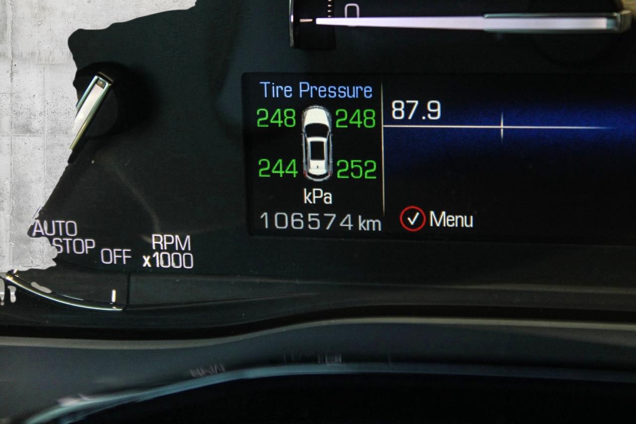 2018 Cadillac XT5 AWD Luxury  Gps SiriusXM HtdSeats Photo