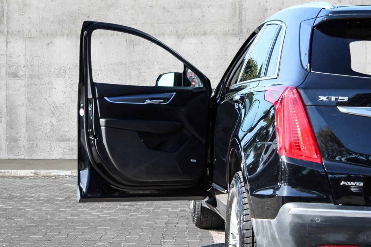2018 Cadillac XT5 AWD Luxury  Gps SiriusXM HtdSeats Photo