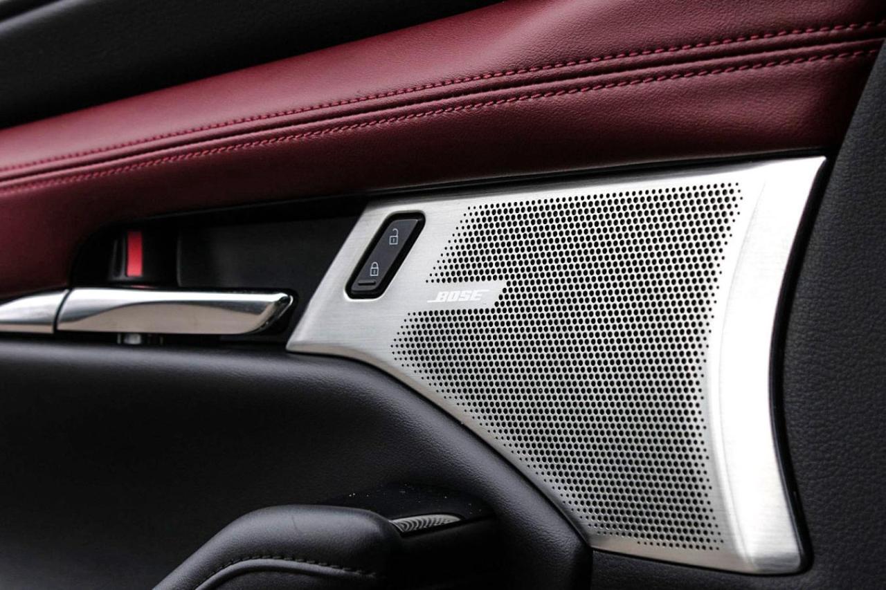 2020 Mazda MAZDA3 GT Auto i-ACTIV AWD Photo