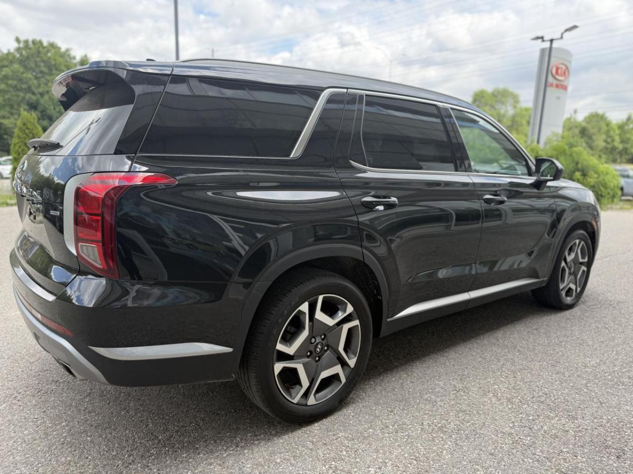 2023 Hyundai PALISADE Preferred 8-Passenger AWD Photo