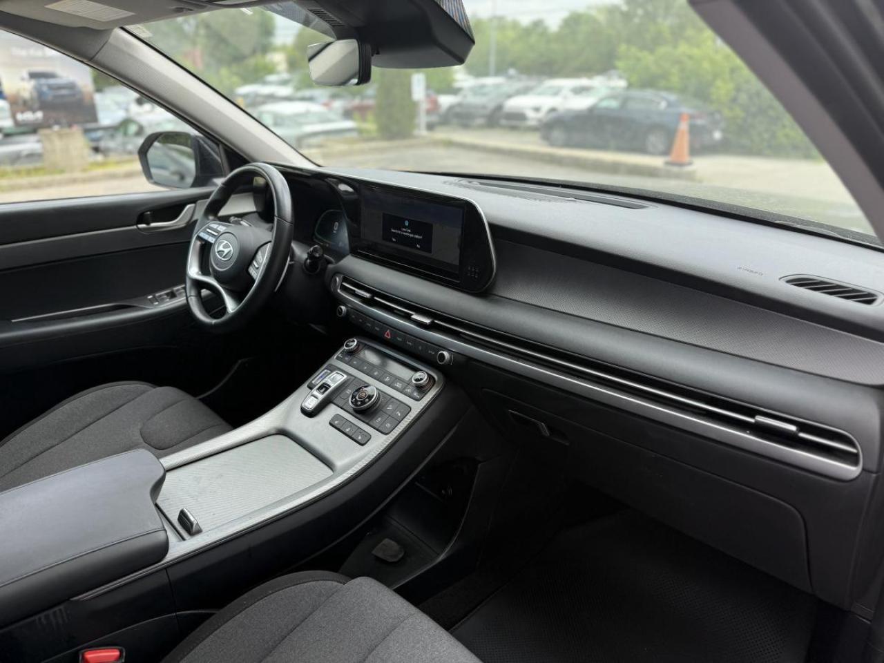 2023 Hyundai PALISADE Preferred 8-Passenger AWD Photo