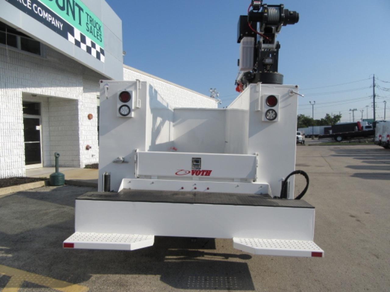 2021 Ford Super Duty F-550 DIESEL AUTO 4X4 REG CAB/ NEW SERVICE BODY/ CRANE Photo