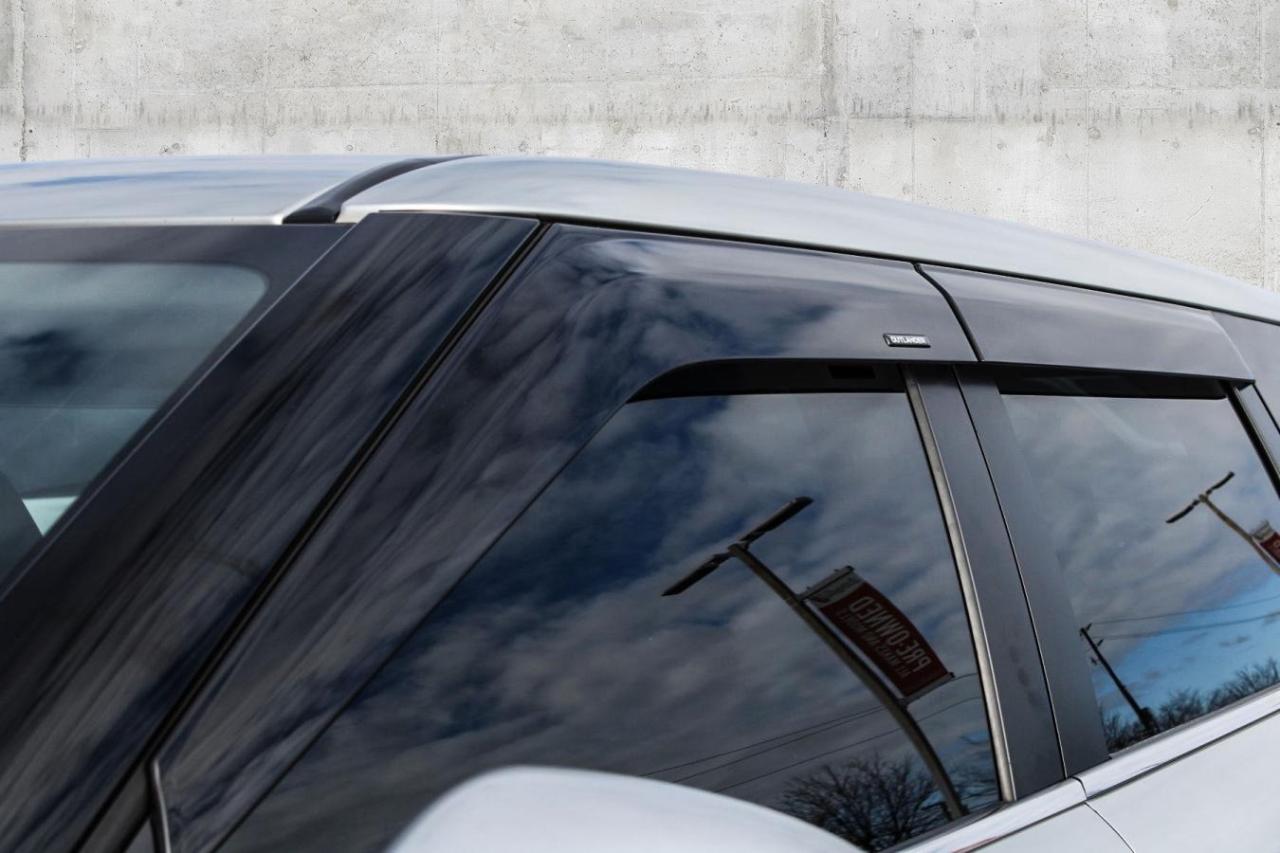 2023 Mitsubishi Outlander ES S-AWC  BkpCam HtdSeats Photo