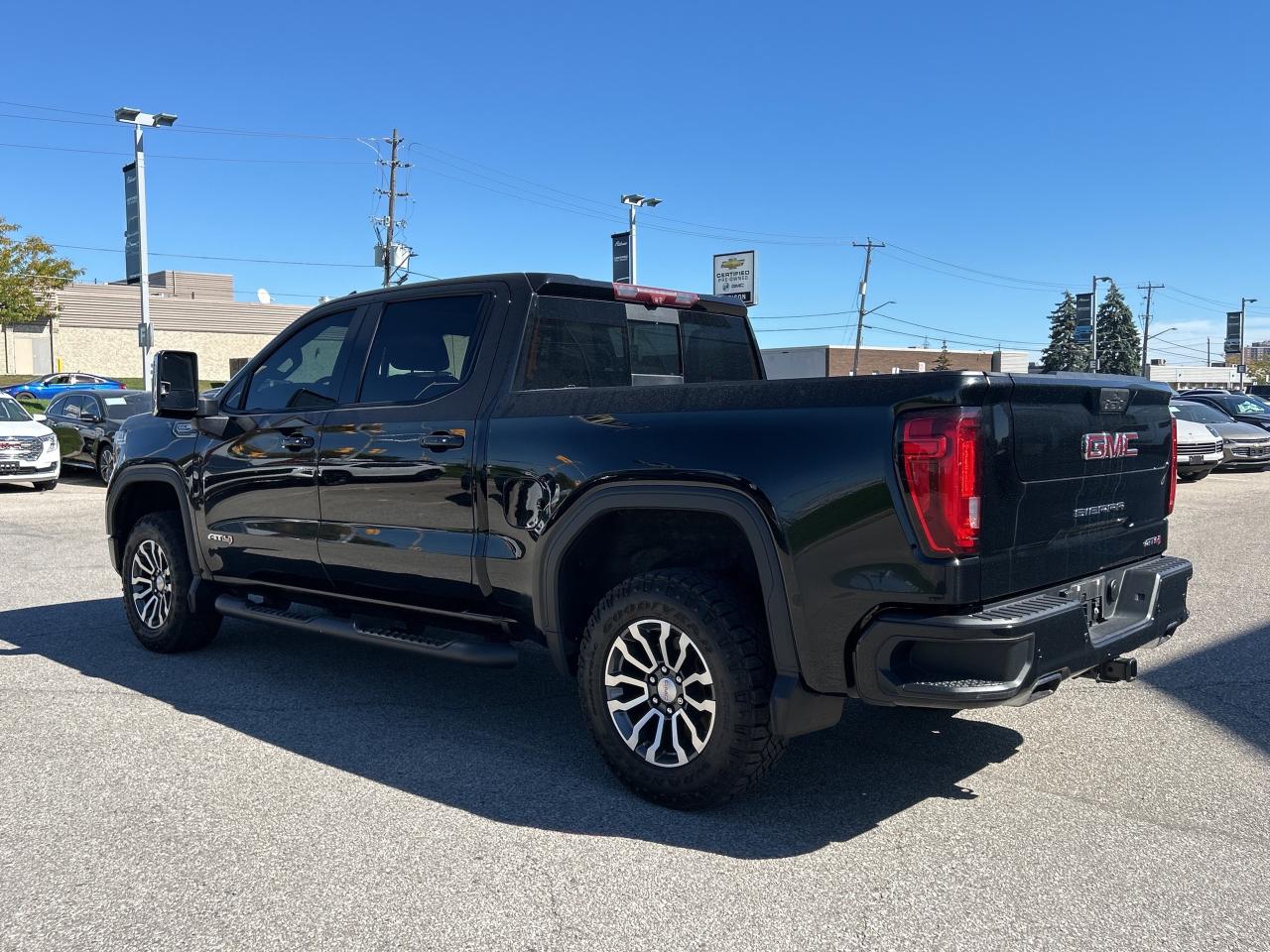 2020 GMC Sierra 1500 4WD Crew Cab 147  AT4 Photo