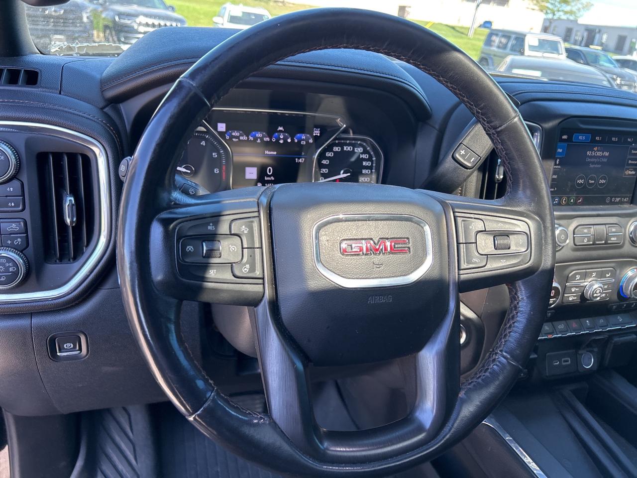 2020 GMC Sierra 1500 4WD Crew Cab 147  AT4 Photo