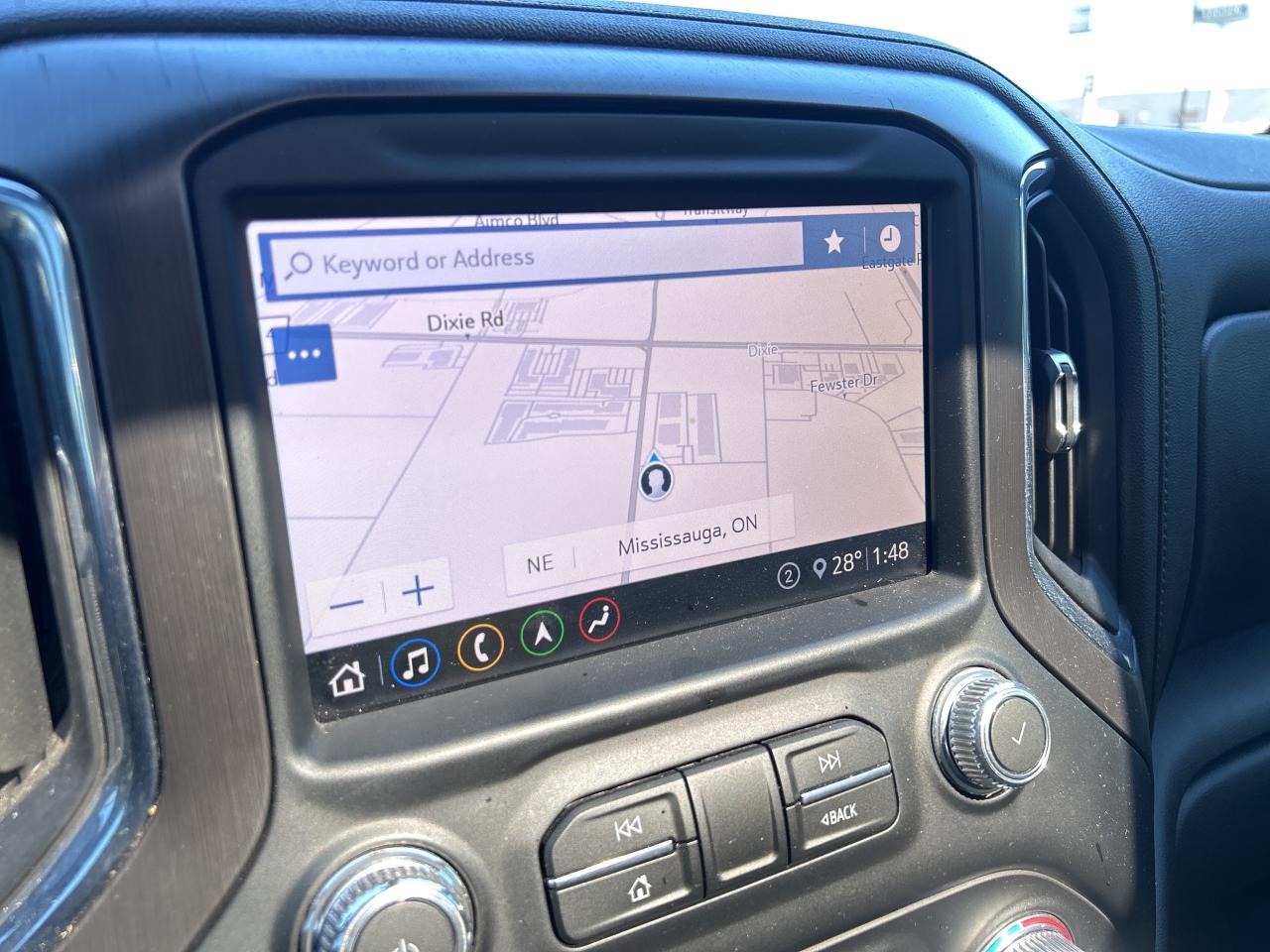 2020 GMC Sierra 1500 4WD Crew Cab 147  AT4 Photo