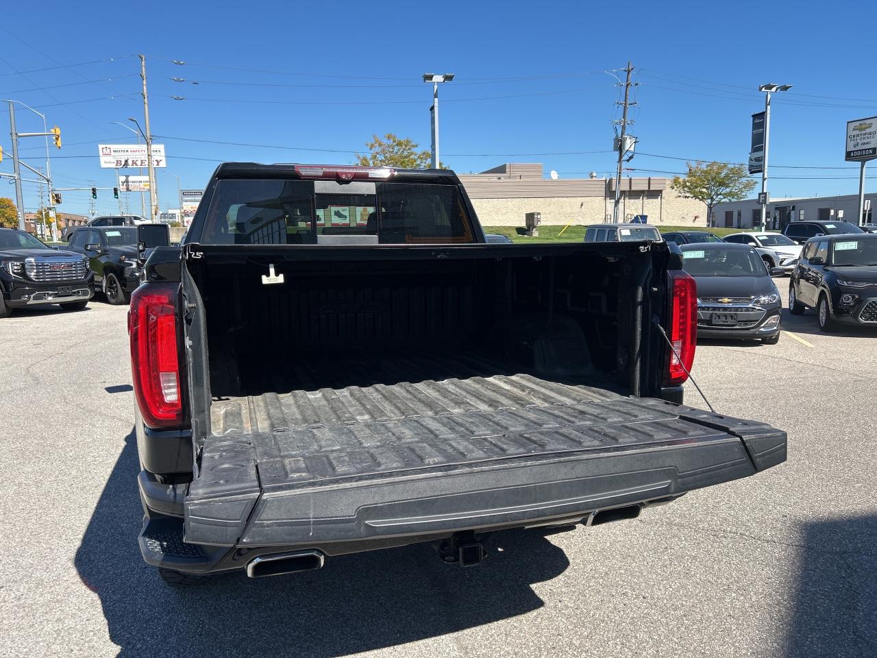 2020 GMC Sierra 1500 4WD Crew Cab 147  AT4 Photo