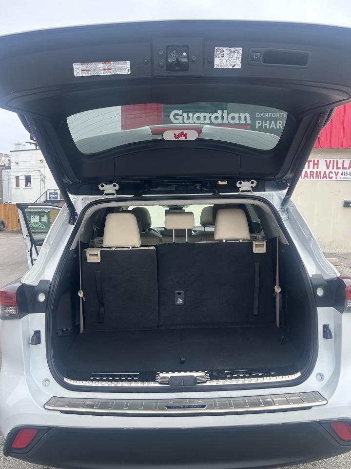 2024 Toyota Highlander HYBRID xle awd Photo