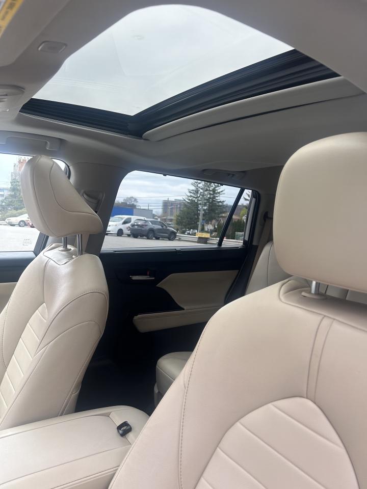 2024 Toyota Highlander HYBRID xle awd Photo