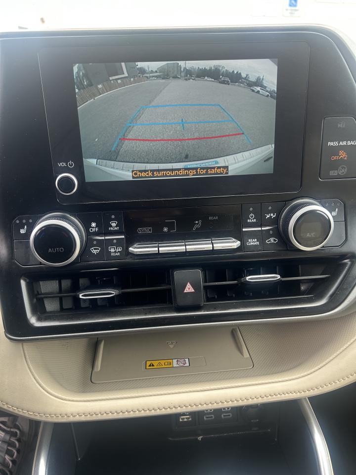 2024 Toyota Highlander HYBRID xle awd Photo