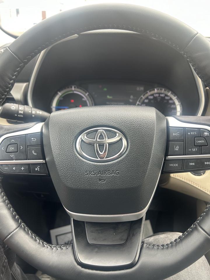 2024 Toyota Highlander HYBRID xle awd Photo