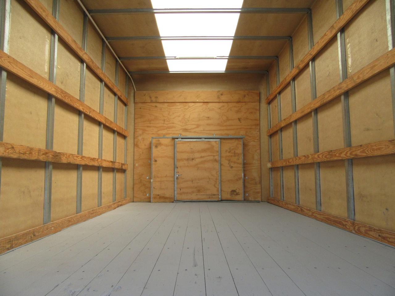 2023 Ford E-450 CUBE VAN 16FT HIGH BOX & POWER LIFTGATE Photo4