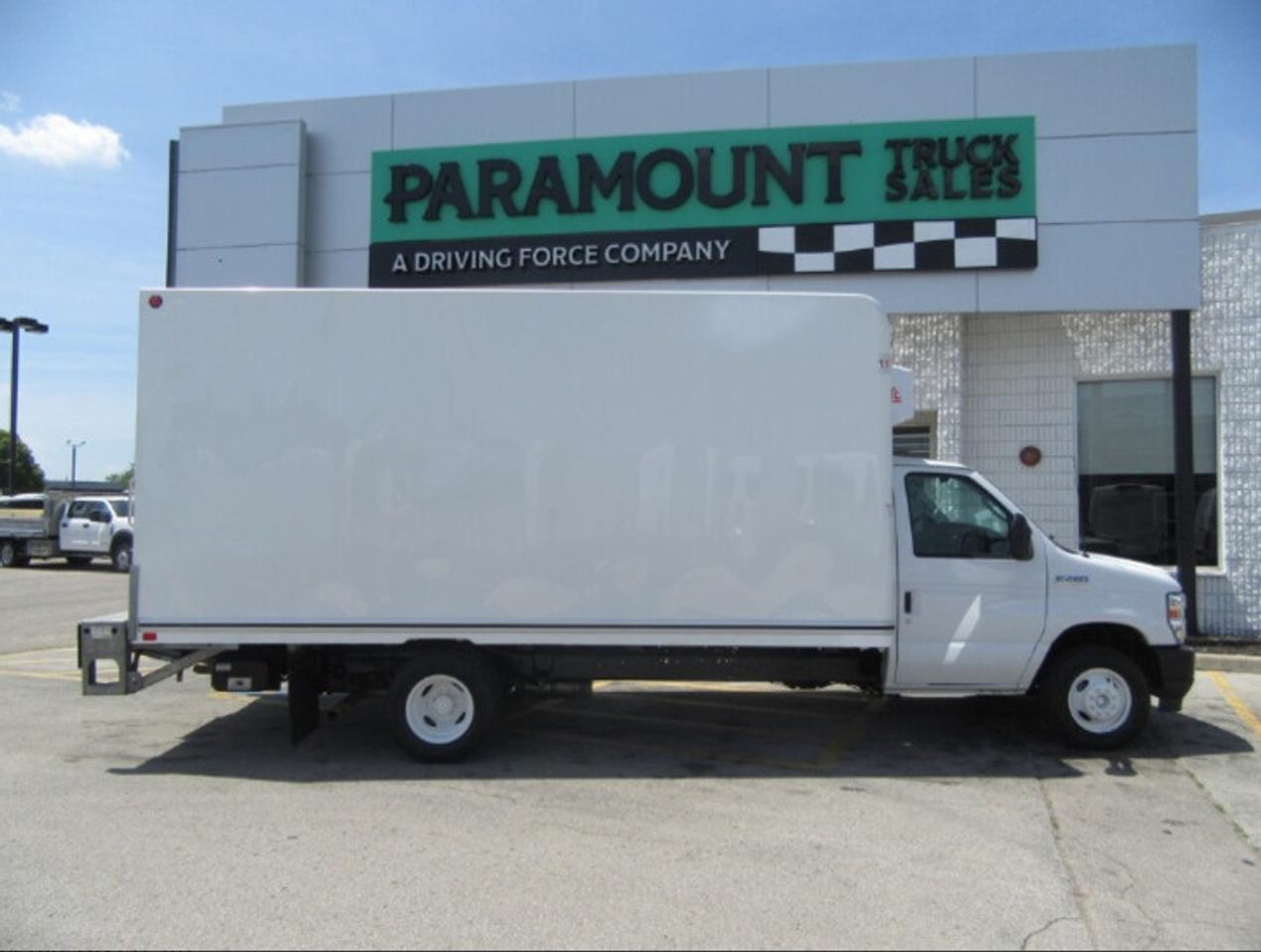 2023 Ford E-450 GAS 16FT HIGH BOX NEW LOW TEMP REEFER SYSTEM Photo